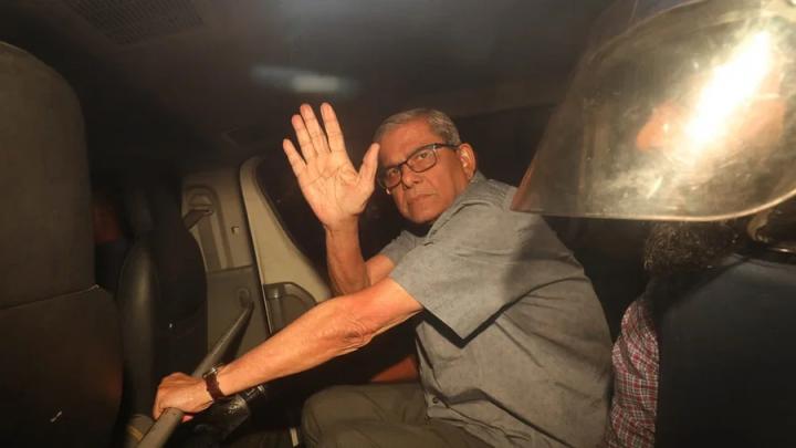 মির্জা_ফখরুলকে_কারাগারে_পাঠানোর_আদেশ